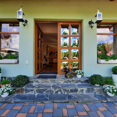 Pensiunea Poiana Avrigului Guest house 4*