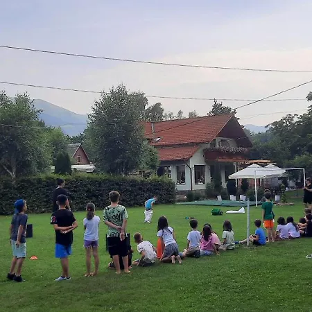 Pensjonat Pensiunea Poiana Avrigului 4*