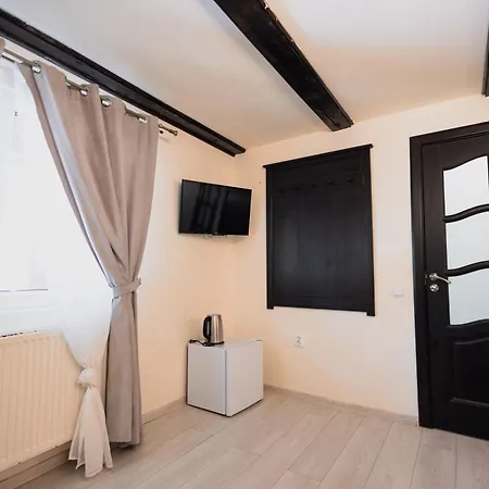 Guest house Pensiunea Poiana Avrigului 4*