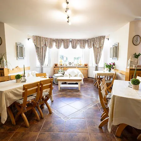 Pensiunea Poiana Avrigului Guest house 4*